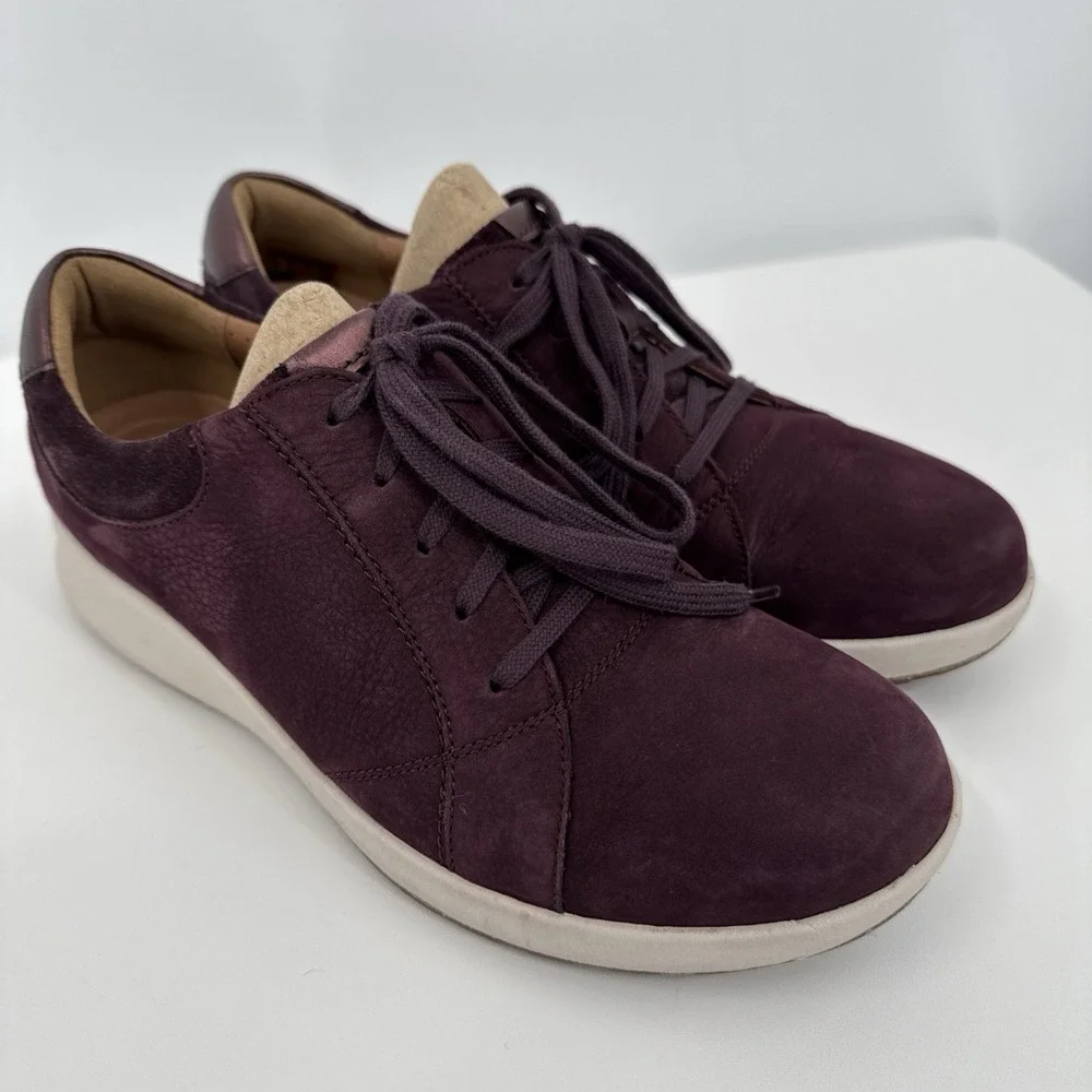 Clarks Sneakers Womens 9 M Un Adorn Shoes Purple Leather Lace Up Comfort Walking
